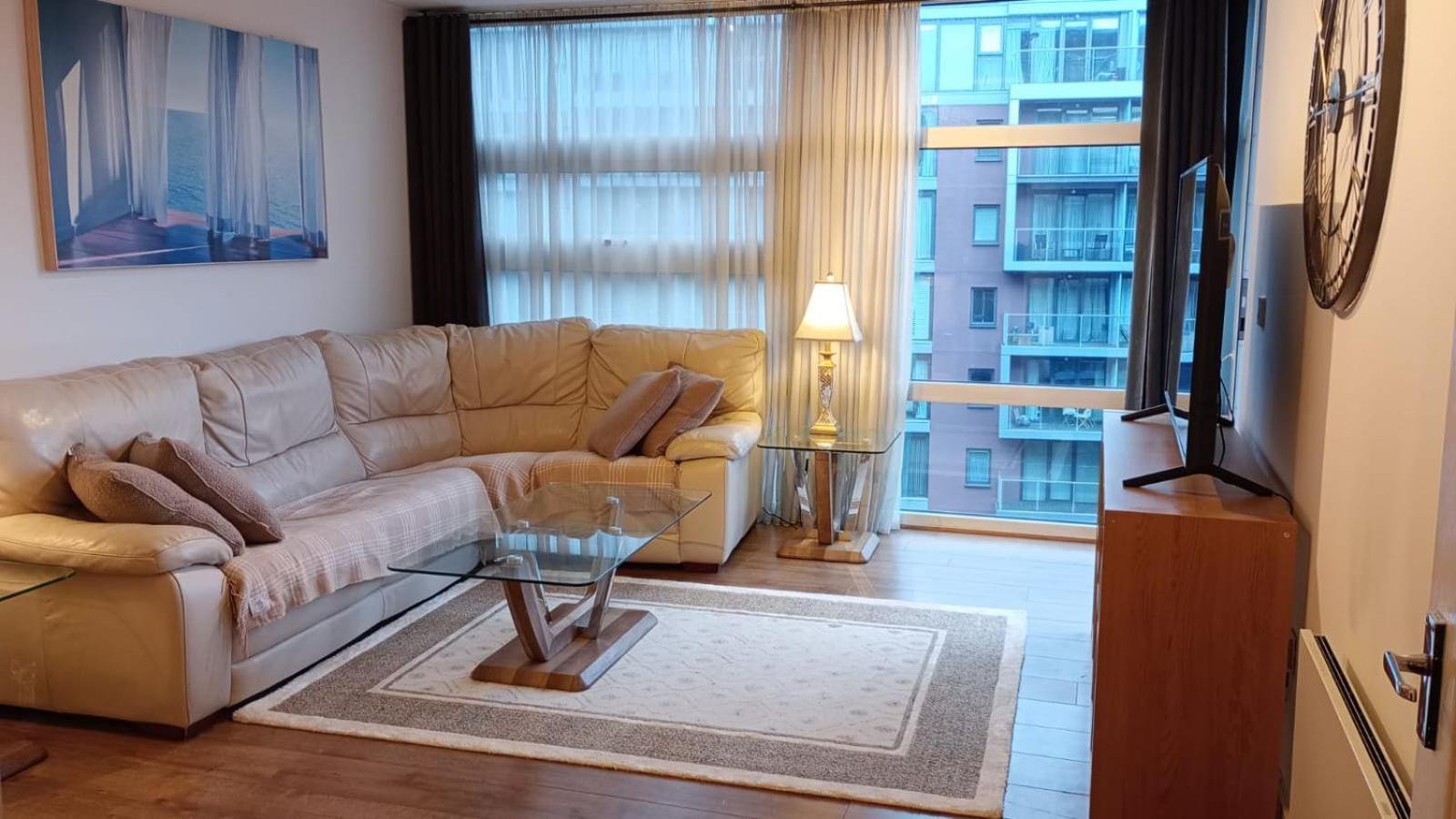 Central London Apartment * London